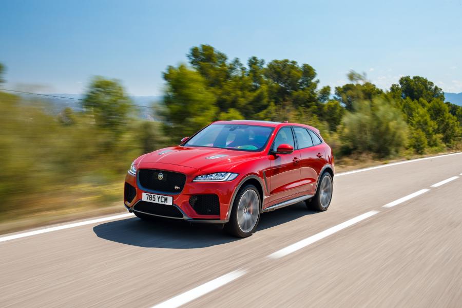  Jaguar F-Pace SVR 2018 года  (WW) (фото 42 из 115)